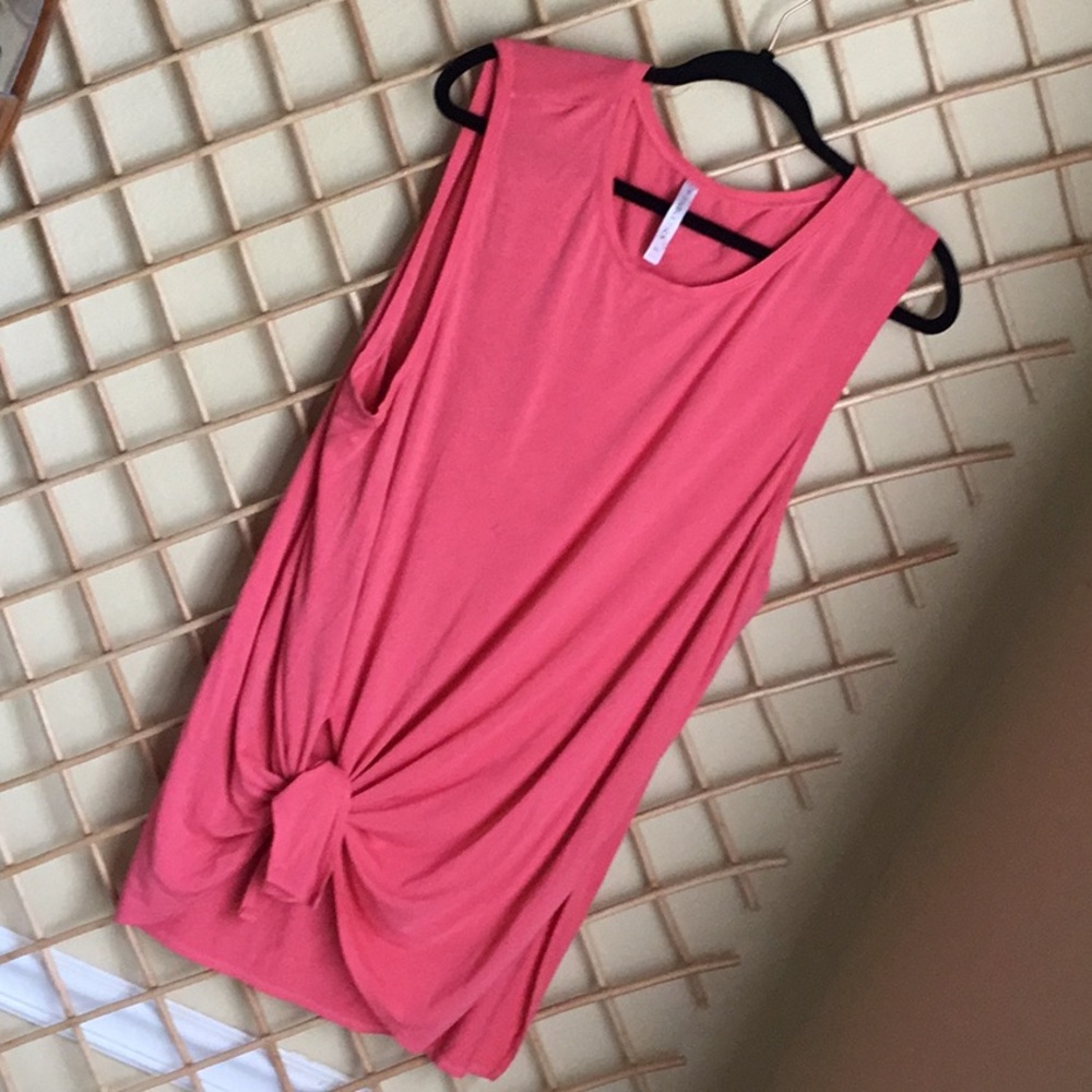 FABLETICS size 3X coral tank top, sleeveless